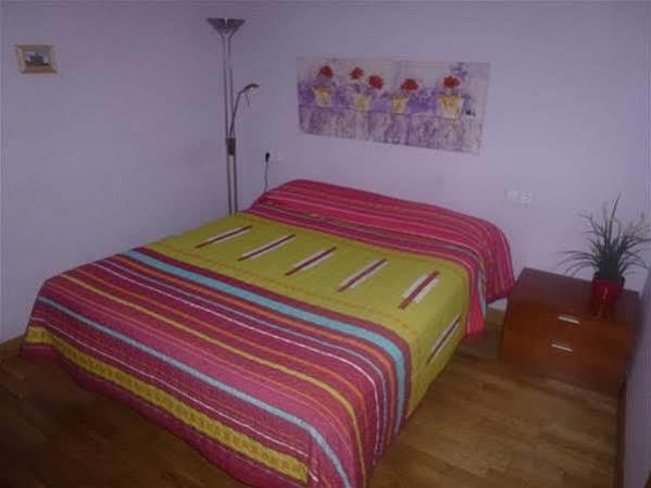 Apartamentos Gebala エステーリャ エクステリア 写真